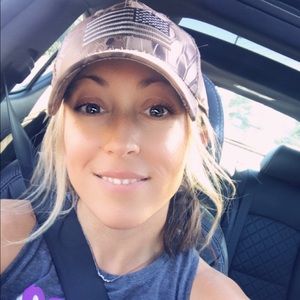 Meet your Posher, Christine